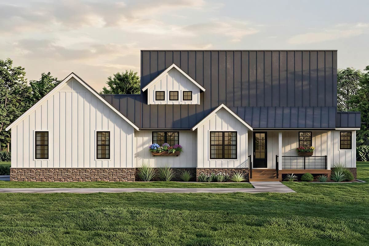 Plan image - 680680VR:Country Farmhouse House Plan with Main Level Master and Bonus Room