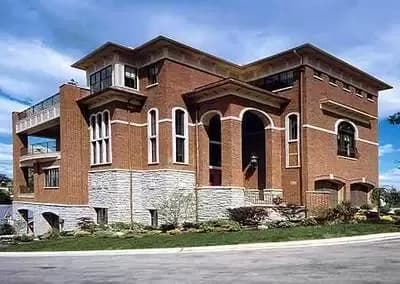 Gracious Multi-Leveled Villa