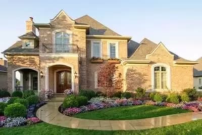Master Down with Great Outdoor Spaces