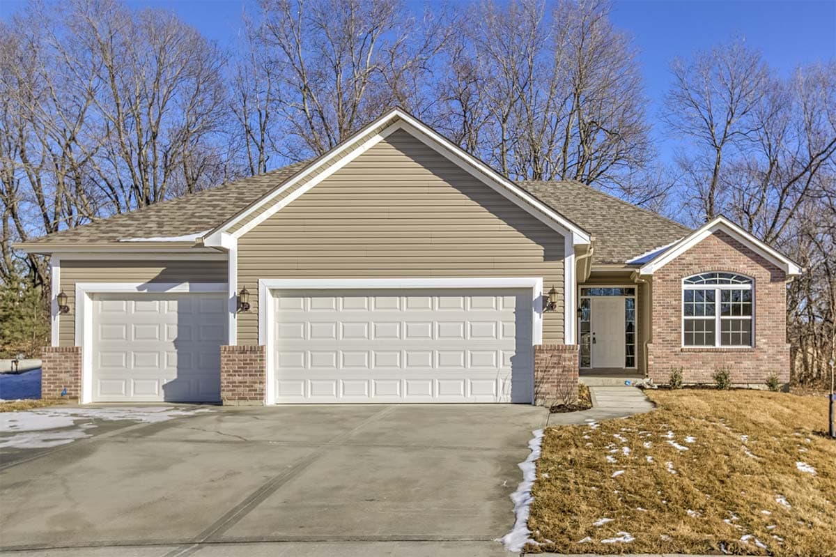 Plan 40613DB: 3-Bed Home Plan With Drop Zone - 1642 Sq Ft - Image #4 - Cottage, Country, Craftsman, Ranch, Traditional