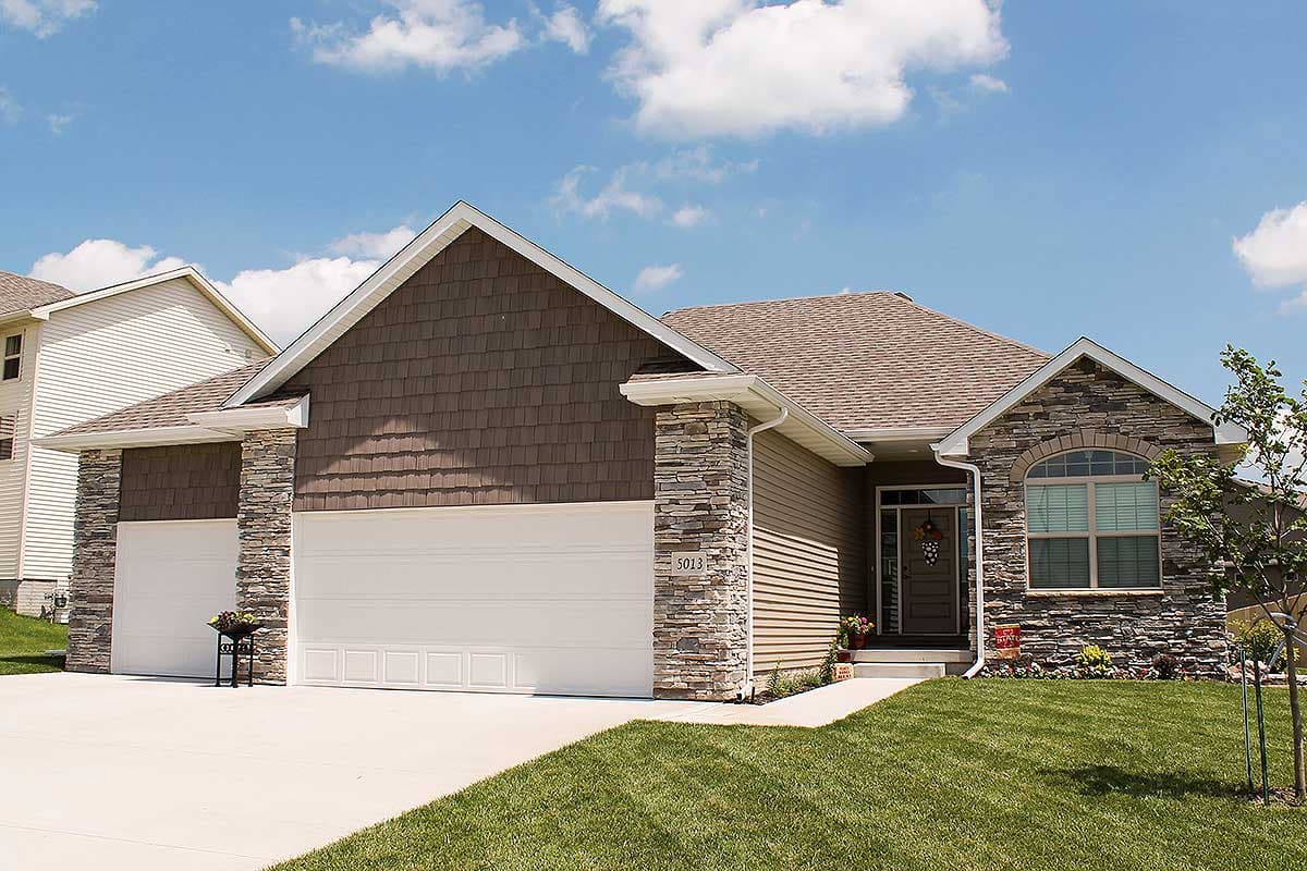 Plan 40613DB: 3-Bed Home Plan With Drop Zone - 1642 Sq Ft - Image #6 - Cottage, Country, Craftsman, Ranch, Traditional