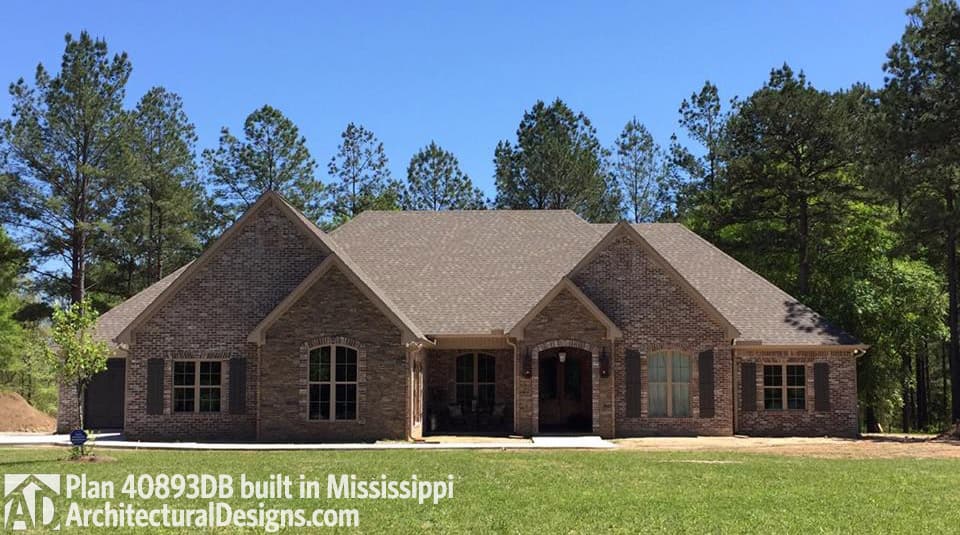 build gallery item - House Plan 40893DB comes to life in Mississippi