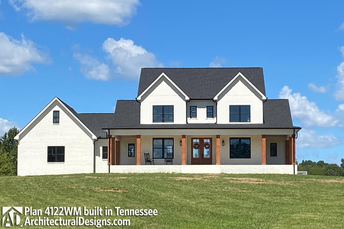 build gallery item - House Plan 4122WM comes to life in Tennessee