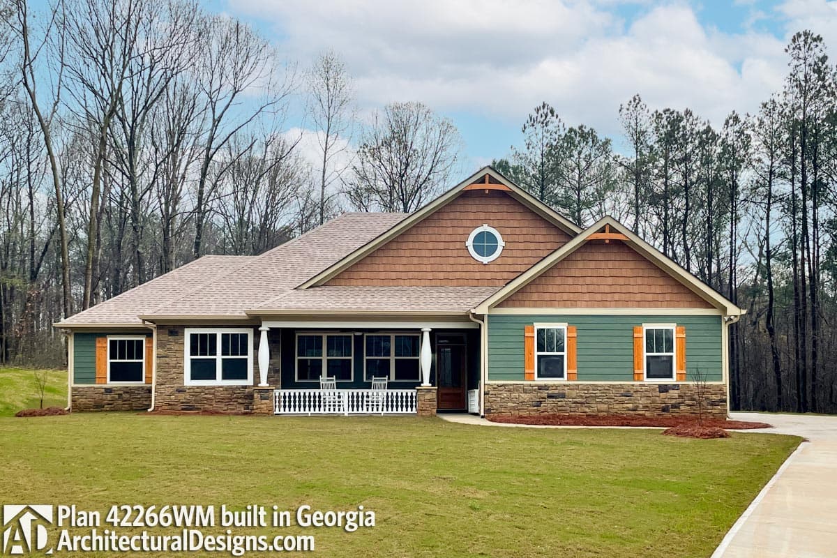 build gallery item - Country Craftsman House Plan 42266WM Comes to Life in Georgia