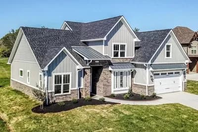 4 Bedroom Craftsman With Cathedral Ceiling