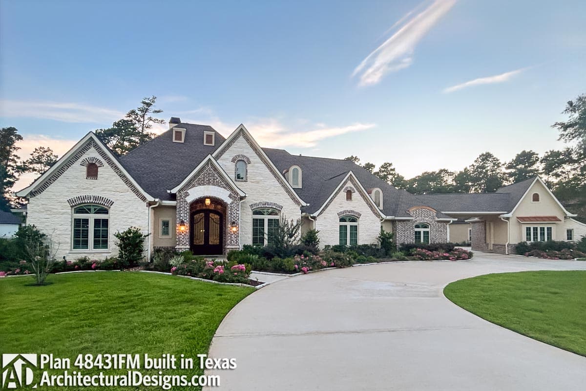 build gallery item - House Plan 48431FM Comes to Life in Texas