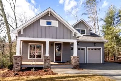 Bungalow with Flex Room