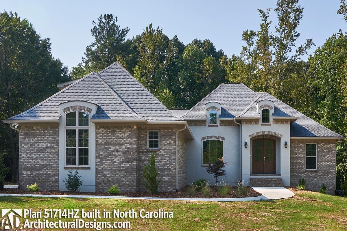 build gallery item - House Plan 51714HZ comes to life in North Carolina
