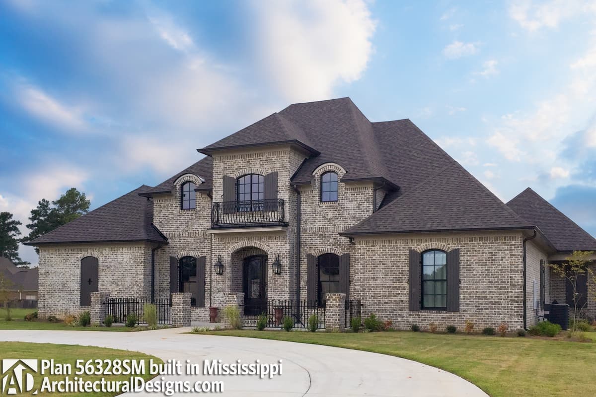 build gallery item - House Plan 56328SM Comes to Life in Mississippi!