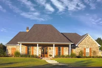 Spacious Southern Home Plan - 3022 Sq Ft