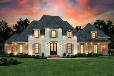 4 Bed French Country with Outdoor Kitchen