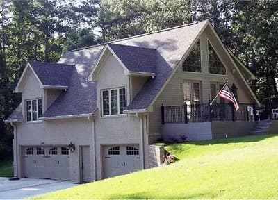 Vaulted Ceilings Throughout