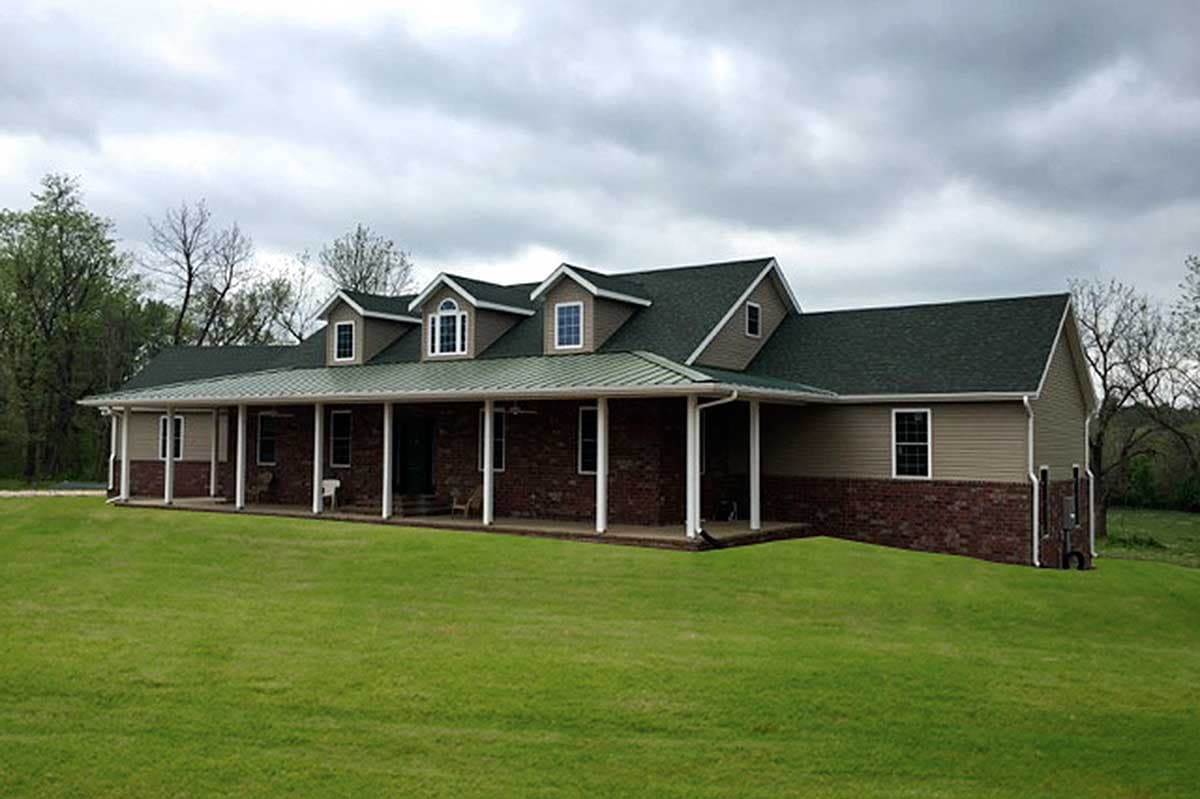 Plan 5904ND: 2733 Square Foot Southern Low Country House Plan with Game Room and Wrap-Around Porch - Image #5 - Country, Southern, Traditional
