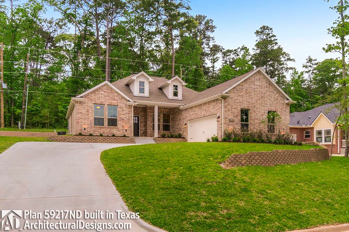 build gallery item - House Plan 59217ND comes to life in Texas