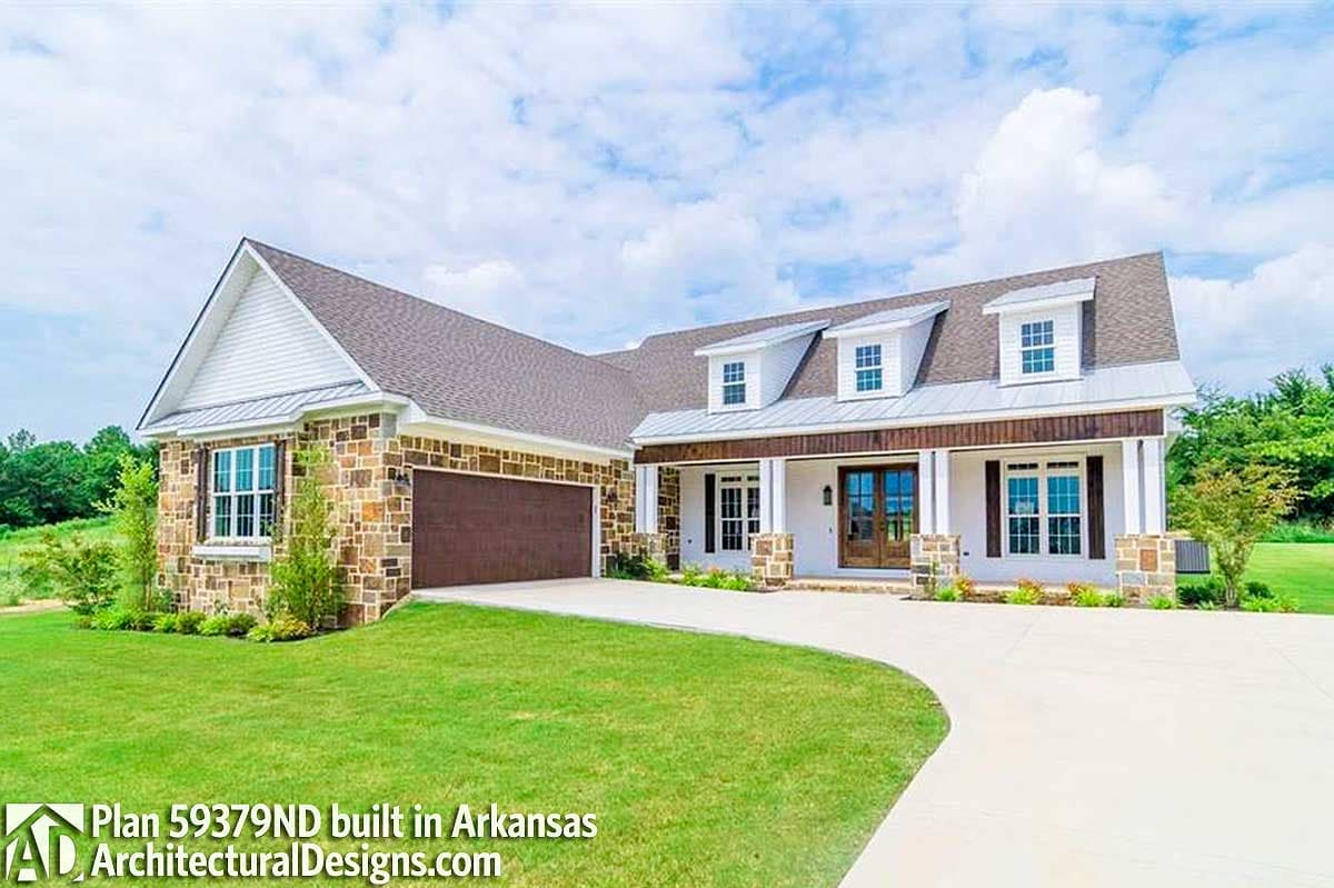 build gallery item - House plan 59379ND comes to life in Arkansas