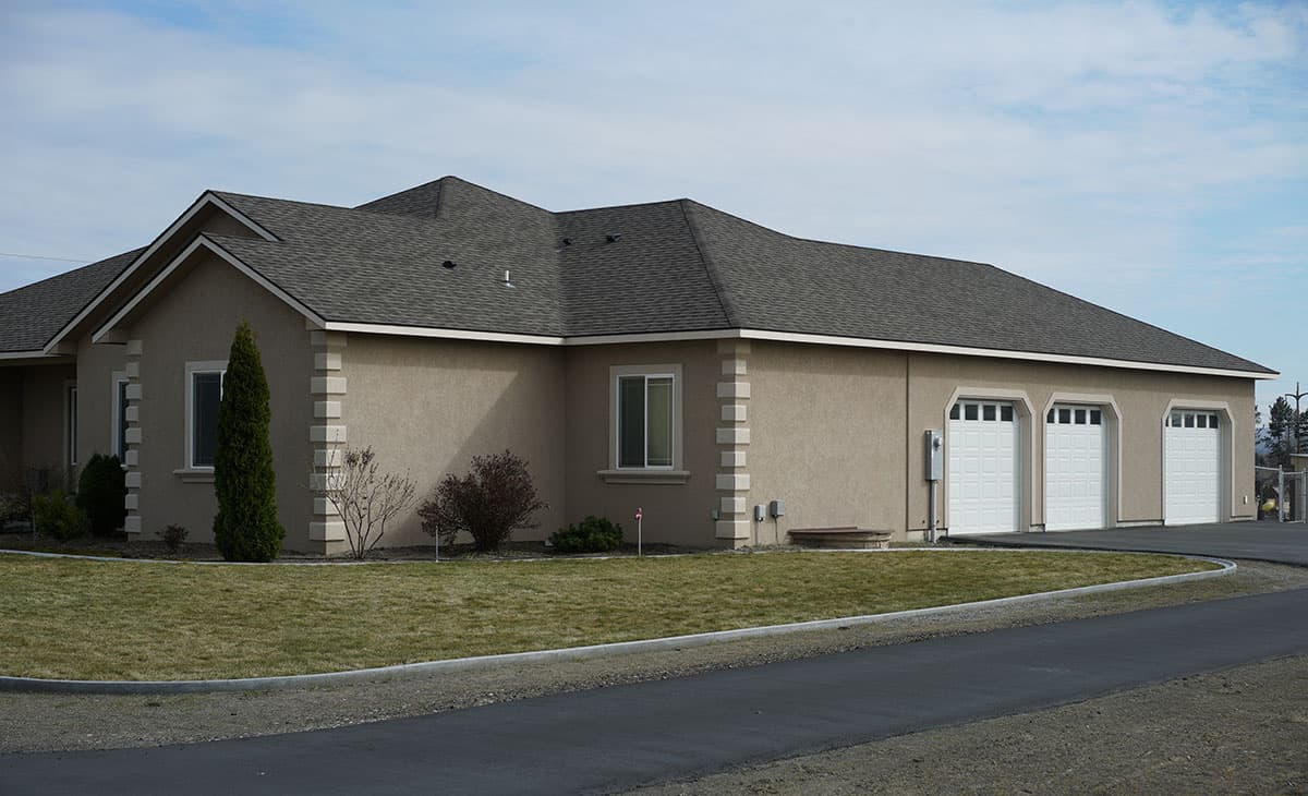 Plan 59431ND: 2096 Square Foot Brick Ranch with 3 Beds and Garage Workshop - Image #8 - Ranch, Traditional