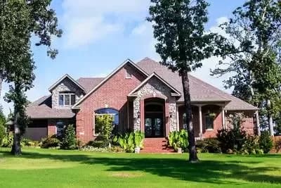 Lovely 4-Bed Home Design with Safe Room