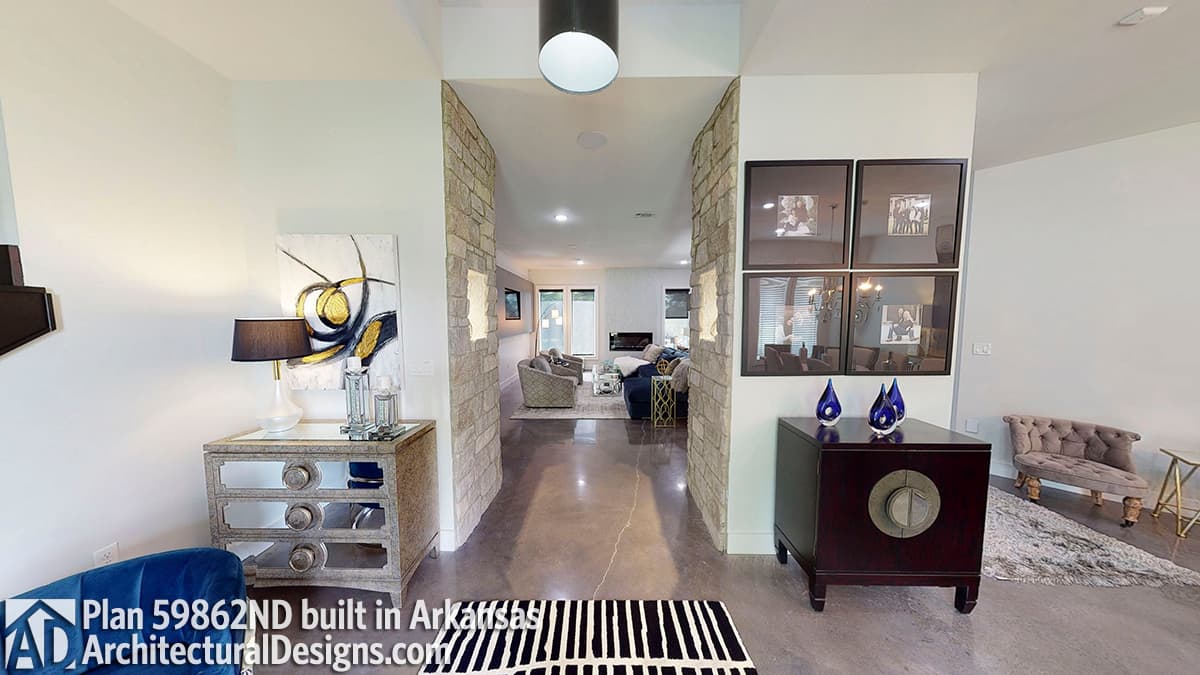 Client Photo id:  347372