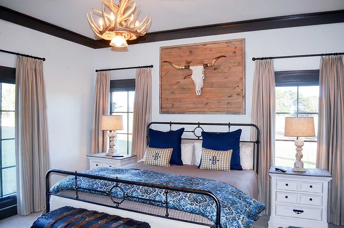 Plan 60577ND: European-style House Plan with Grand Foyer Welcome - Image #17 - European, Traditional