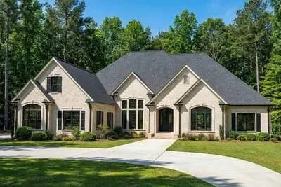 European-style House Plan with Grand Foyer Welcome