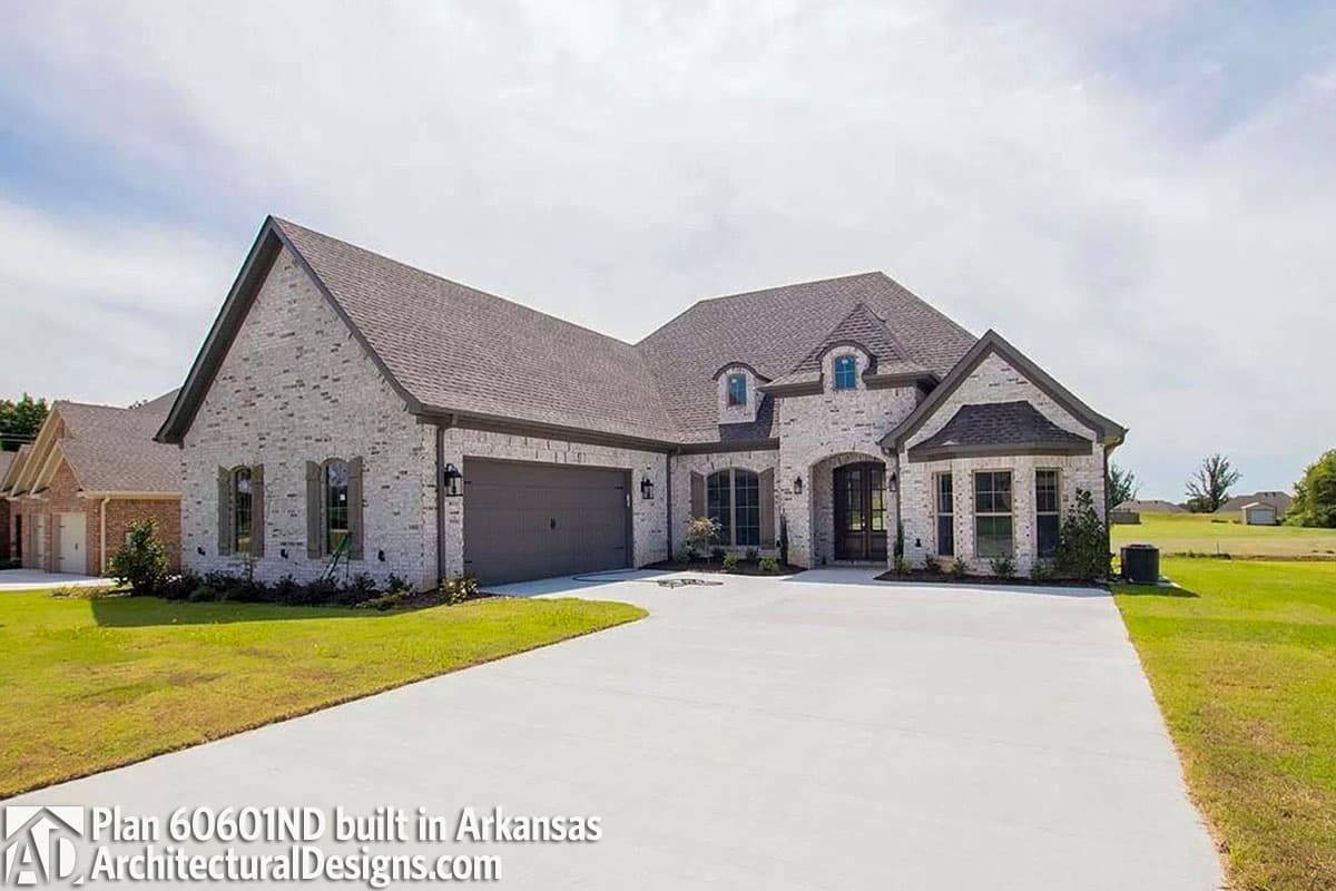 build gallery item - House Plan 60601ND comes to life in Arkansas!