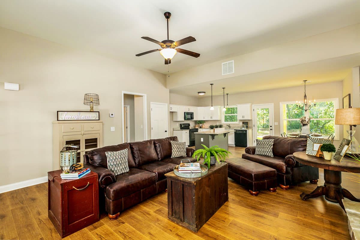 Plan 62099V: Split Bedroom Country Ranch - Image #7 - Country, Ranch
