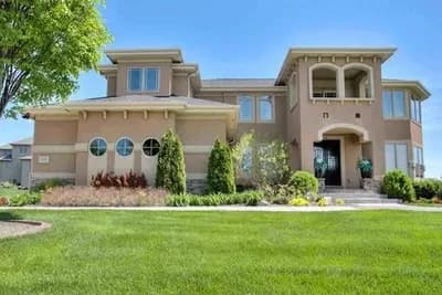 4 Bedroom Class Act