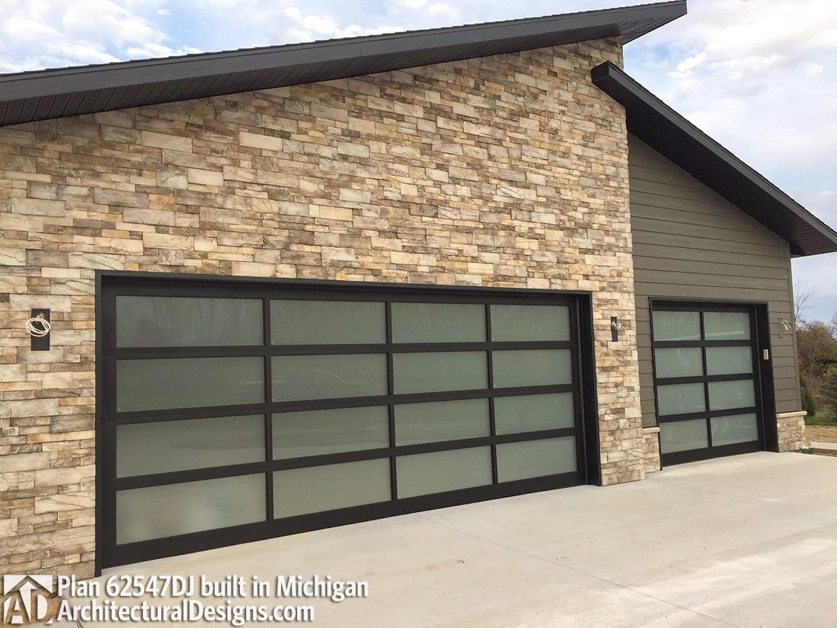 Client Photo id:  208369