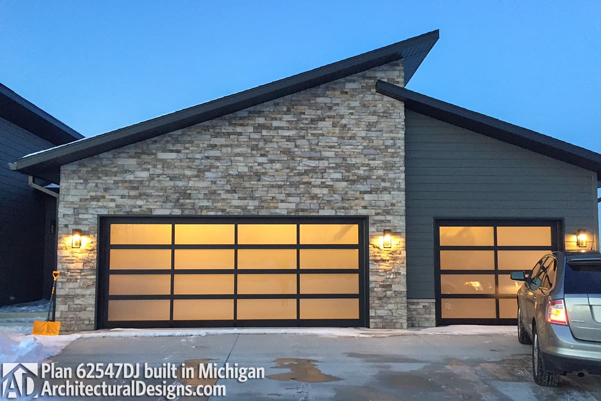 Client Photo id:  208370