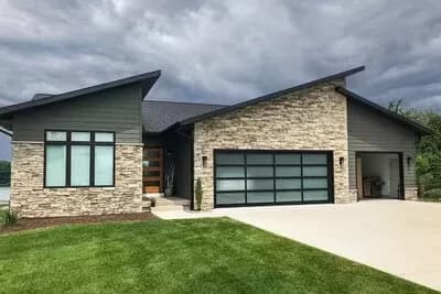 3 Bed Modern Ranch House Plan