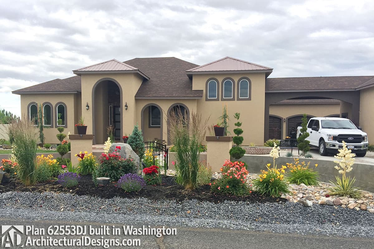 build gallery item - House Plan 62553DJ comes to life in Washington