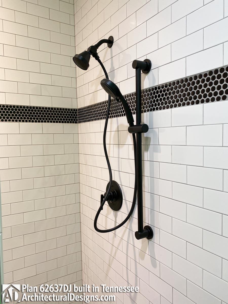 Client Photo id:  369136