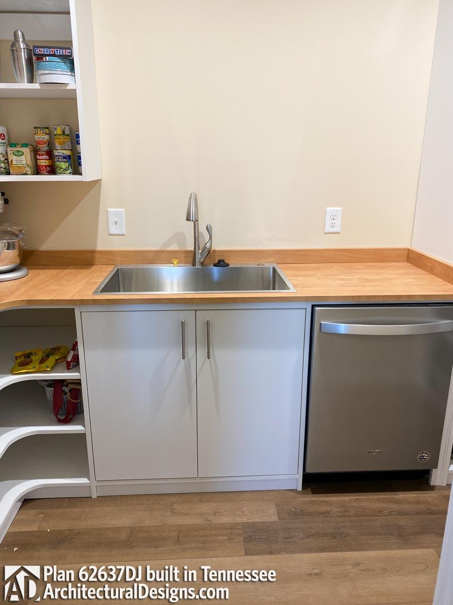 Client Photo id:  369139