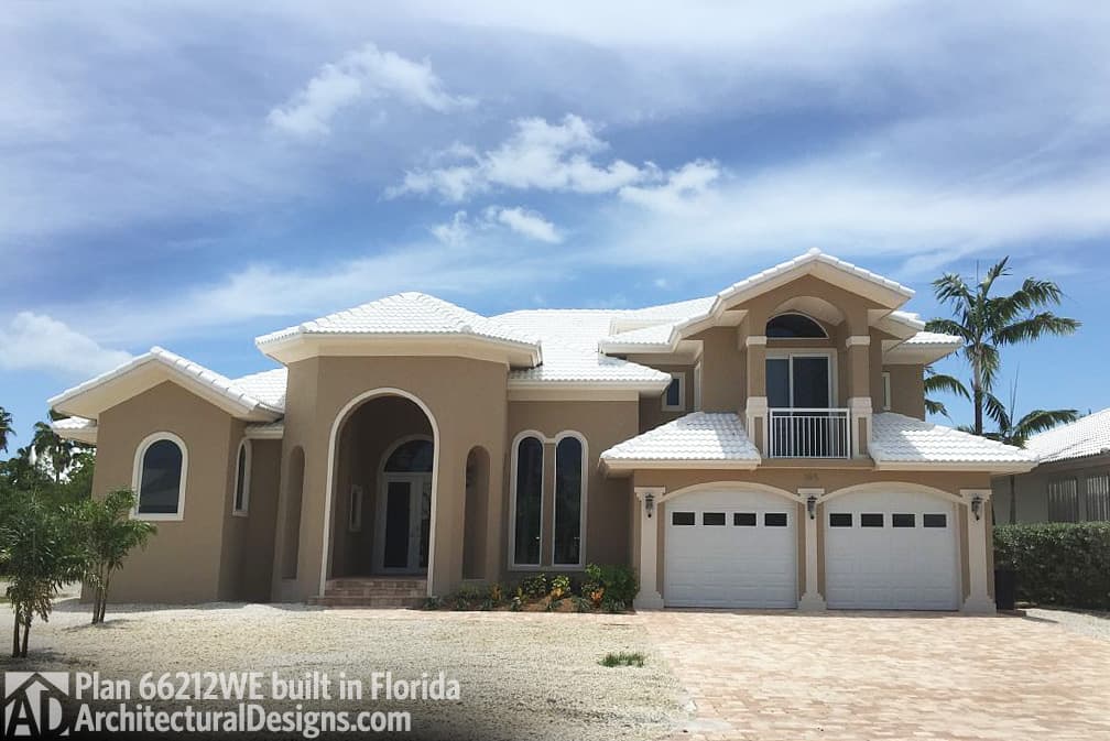 build gallery item - House Plan 66212WE comes to life in Florida
