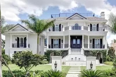 3 Story Southern Belle