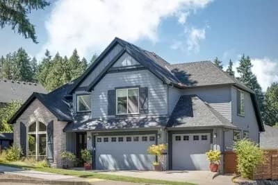 Craftsman Plan With Tall Ceilings