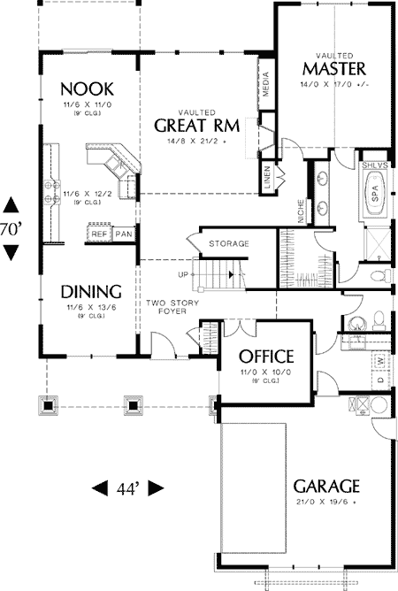 Plan 69092AM: Craftsman Plan full of Amenities - Floor Plan - Main Level - Craftsman, Northwest