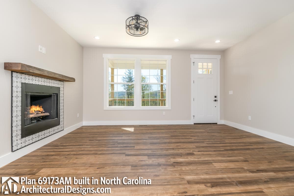 Client Photo id:  370320