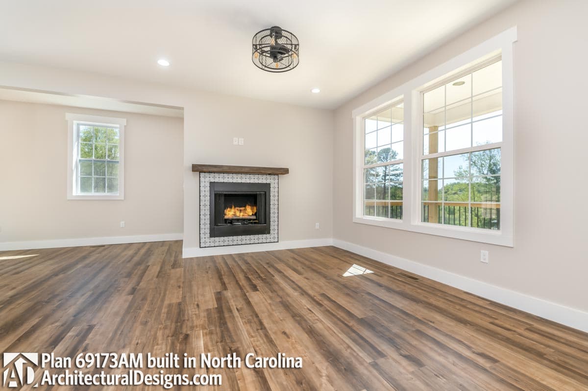 Client Photo id:  370319