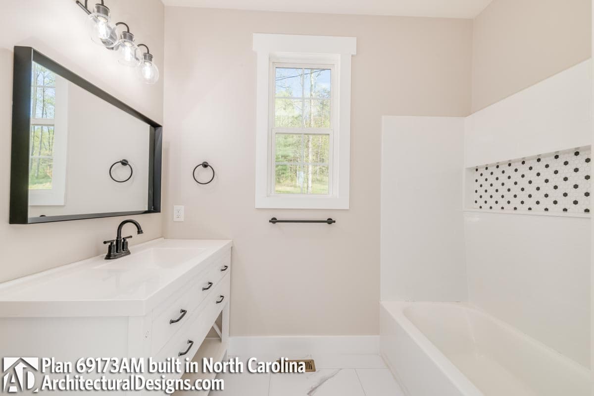 Client Photo id:  370308