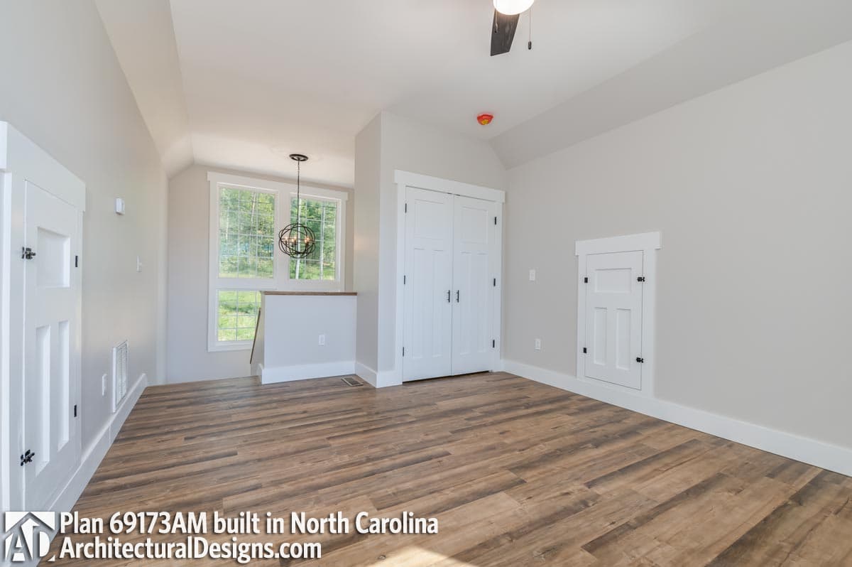 Client Photo id:  370306