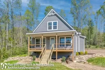 Country Retreat with Second Floor Loft - 950 Sq Ft