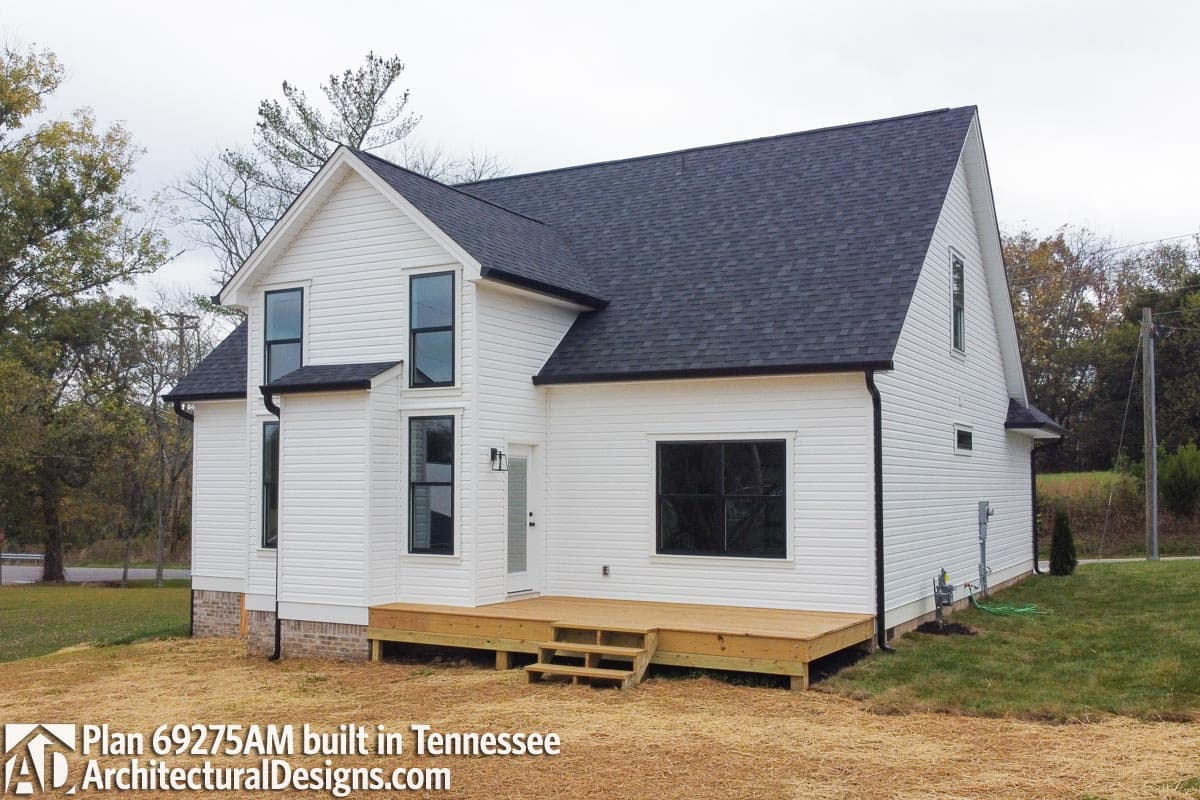 Plan 69275AM: Modern Farmhouse Plan with Hearth Room - 1693 Sq Ft - Image #4 - Country, Farmhouse, Traditional