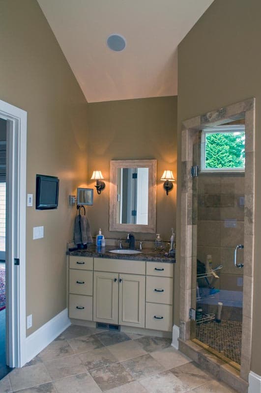 Plan 69397AM: 4 Bed House Plan with Vaulted Guest Suite - Image #9 - Cottage, European, Northwest, Traditional