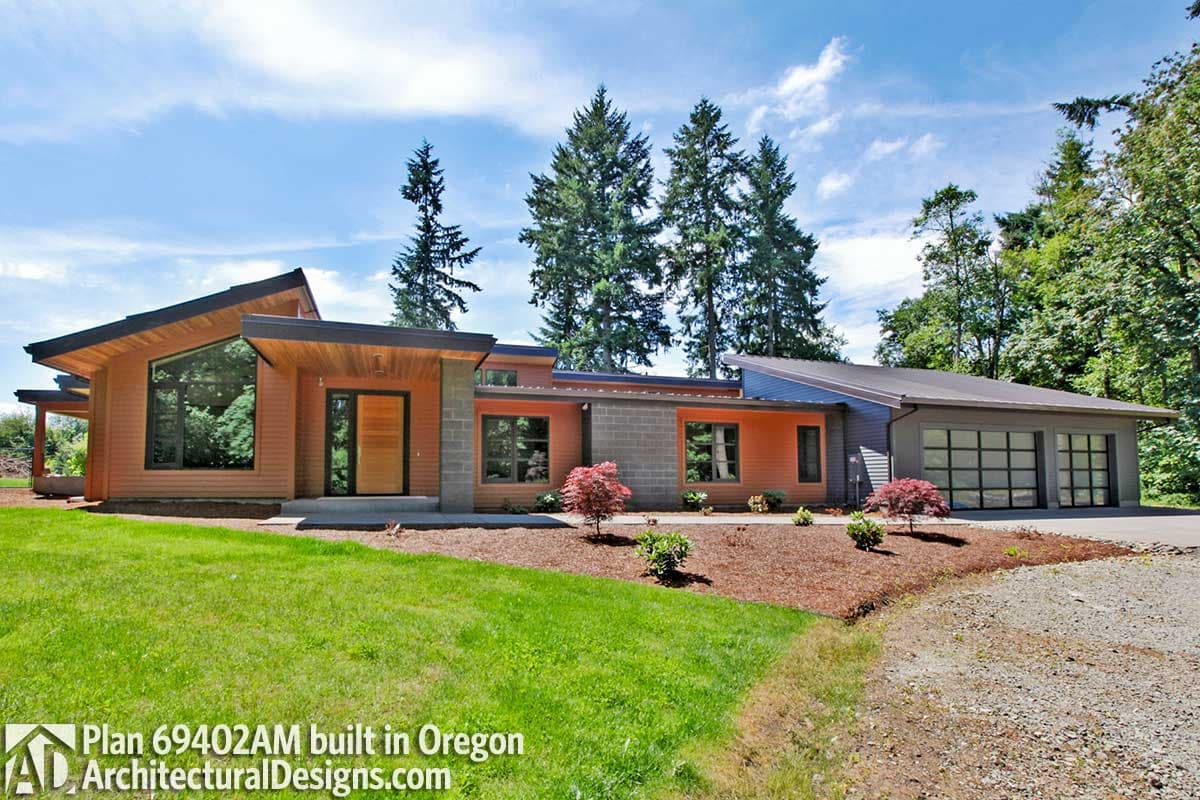 build gallery item - House Plan 69402AM comes to life in Oregon!