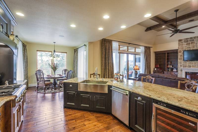 Plan 69404AM: 4-Bed Craftsman House Plan with Finished Lower Level Walkout - 3565 Sq Ft - Image #6 - Craftsman, Northwest, Traditional