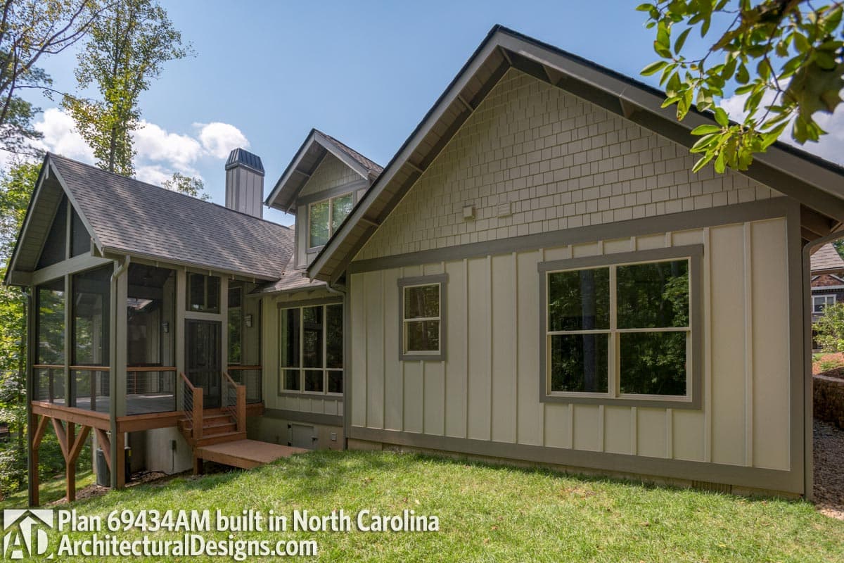 Plan 69434AM: 3-Bed Craftsman House Plan with Vaulted Great Room - 2735 Sq Ft - Image #14 - Craftsman, Northwest