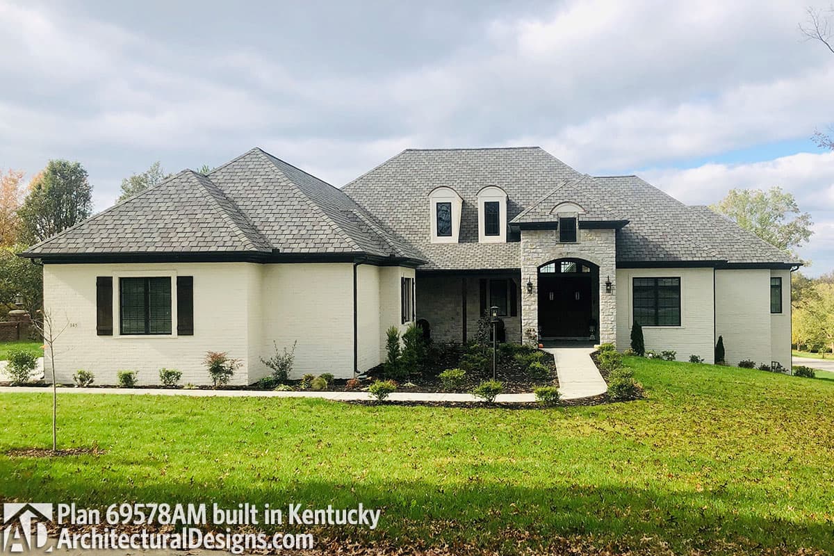 build gallery item - House Plan 69578AM comes to life in Kentucky