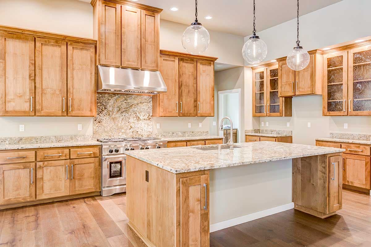 Plan 69579AM: Attractive 3 Bedroom Craftsman Ranch - Image #12 - Craftsman, Northwest, Ranch