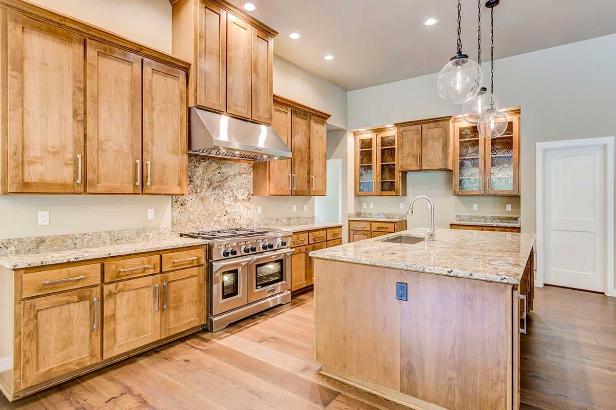 Plan 69579AM: Attractive 3 Bedroom Craftsman Ranch - Image #7 - Craftsman, Northwest, Ranch